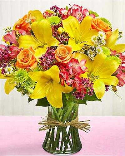 <p>Show them just how special they are with this beautiful bouquet.</p>